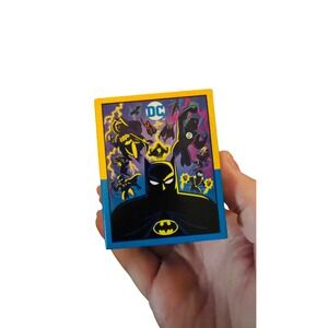 Wendy's DC Comics Blind Box Kids OS Yellow Excellent Mini Figures Cards Toy